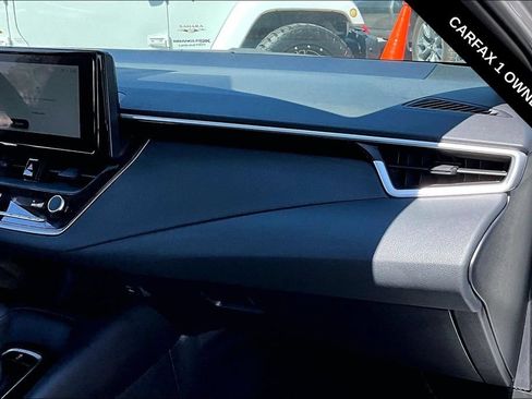 Used 2025 Toyota Corolla LE FWD image 25