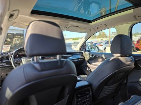 Used 2022 Audi Q7 3.0T Premium Plus image 16