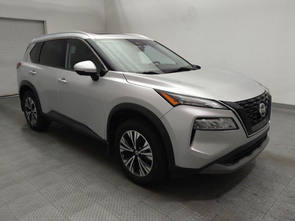 Used 2021 Nissan Rogue SV w/ Premium Package FWD image 13