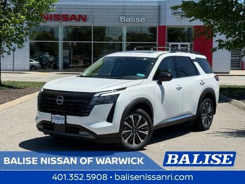 New 2026 Nissan Pathfinder Platinum w/ Cargo Package AWD/4WD image 1