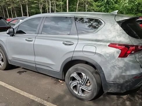 Used 2023 Hyundai Santa Fe SE AWD/4WD image 3