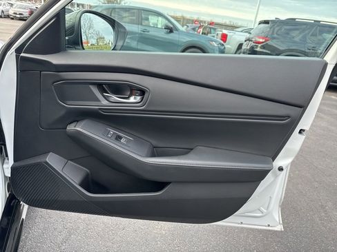 Certified 2023 Honda Accord Sport image 40