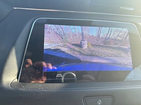 Certified 2023 Cadillac XT4 Luxury w/ Cold Weather Package image 13