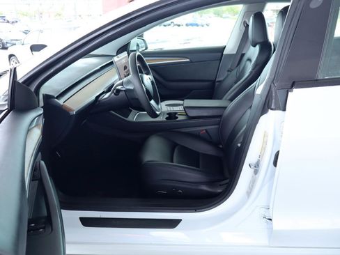 Used 2023 Tesla Model 3 Standard Range RWD image 13