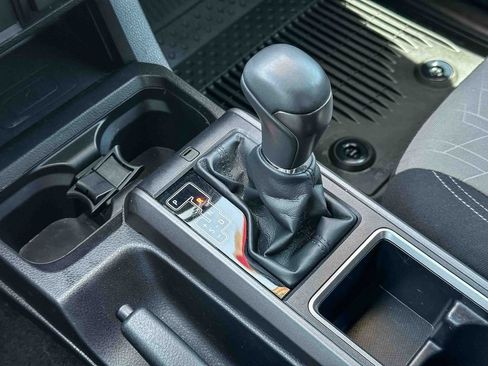 Certified 2023 Toyota Tacoma TRD Off-Road AWD/4WD image 30