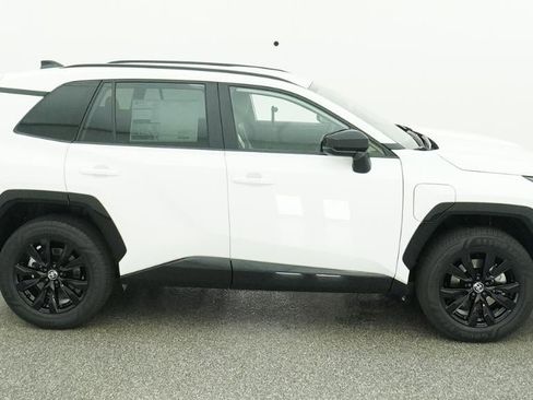 New 2026 Toyota RAV4 SE image 11