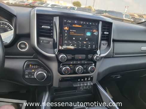 Used 2022 RAM 1500 Big Horn image 25
