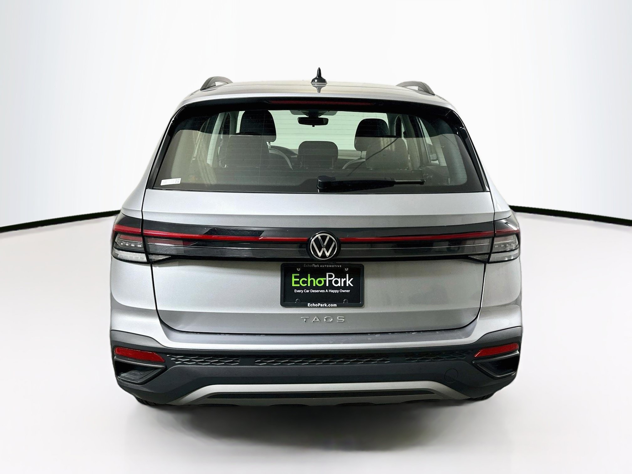 Used 2025 Volkswagen Taos S FWD image 7