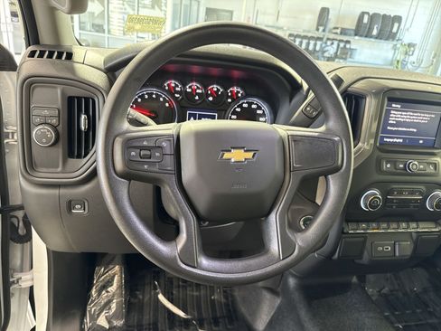 Used 2025 Chevrolet Silverado 1500 W/T RWD image 17