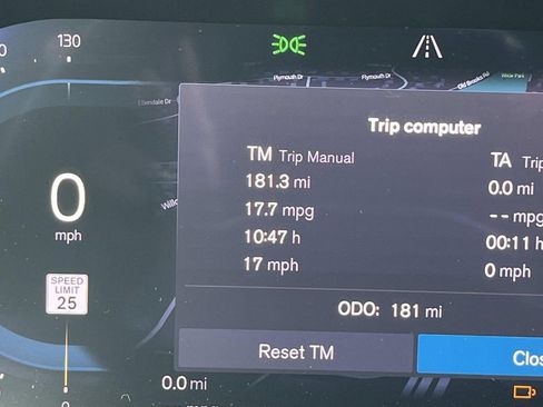 Used 2025 Volvo XC90 T8 Core w/ Protection Package Premier image 36