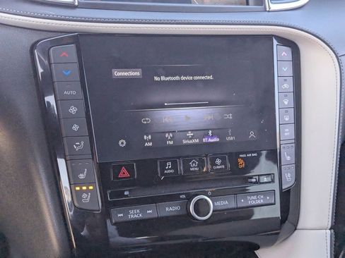 Certified 2023 INFINITI QX55 Essential image 25