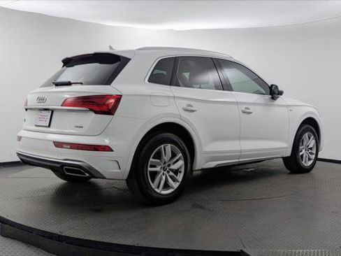 Used 2023 Audi Q5 2.0T Premium w/ Convenience Package AWD/4WD image 8