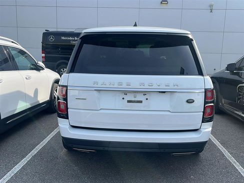 Used 2018 Land Rover Range Rover Supercharged image 9
