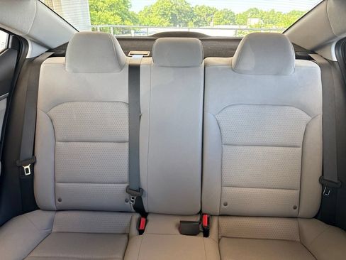 Used 2017 Hyundai Elantra SE w/ Cargo Package FWD image 22