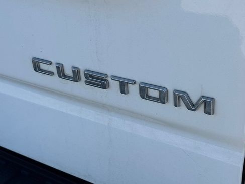 Used 2021 Chevrolet Silverado 1500 Custom w/ Safety Confidence Package RWD image 7