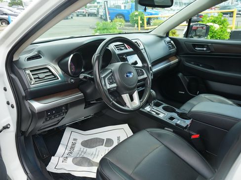 Used 2016 Subaru Legacy 2.5i Limited AWD/4WD image 15