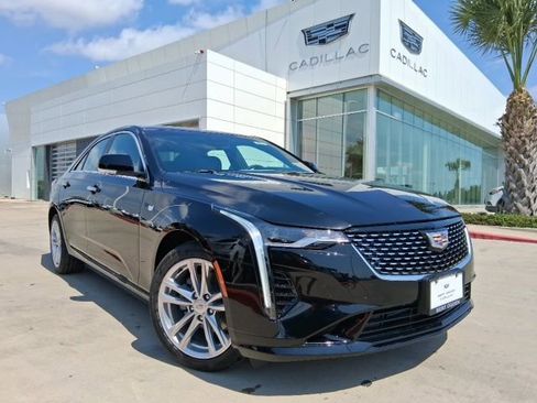 New 2026 Cadillac CT4 Luxury image 1