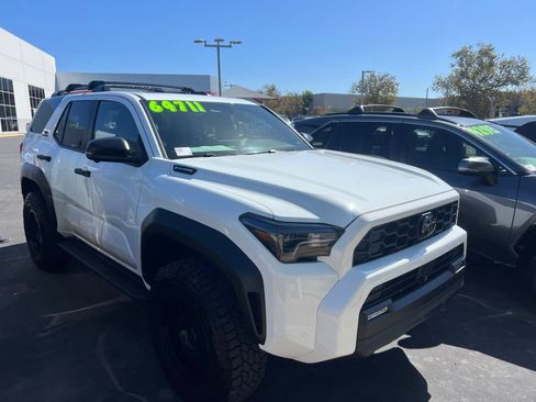 Used 2026 Toyota 4Runner TRD Off-Road Premium w/ Tow Technology Package AWD/4WD image 2