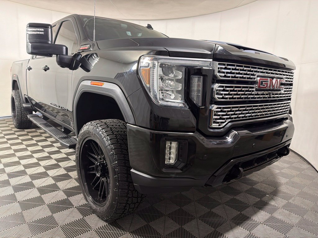Used 2020 GMC Sierra 2500 Denali w/ Denali Ultimate Package AWD/4WD image 2