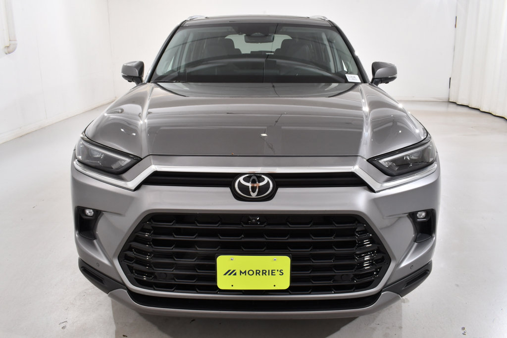 Used 2026 Toyota Grand Highlander AWD image 3