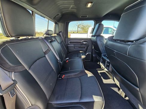 Used 2024 RAM 3500 Laramie w/ Night Edition image 29