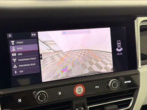 Certified 2024 Porsche Macan w/ Premium Plus Package AWD/4WD image 21