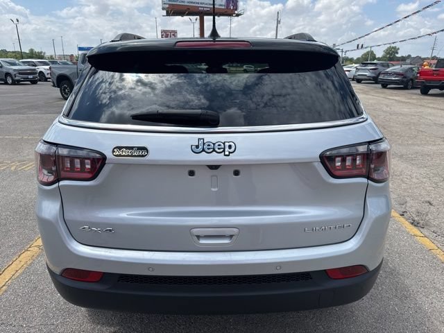 Used 2025 Jeep Compass Limited AWD/4WD image 11