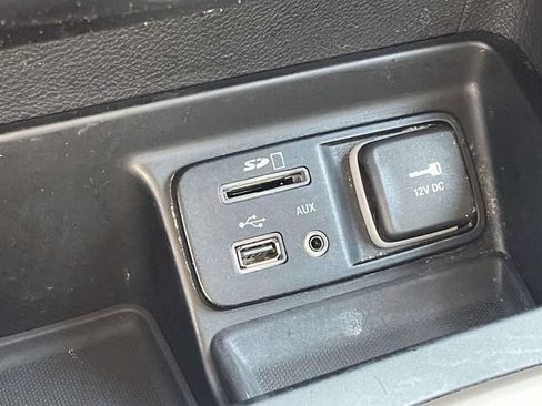 Used 2014 Jeep Cherokee Limited FWD image 28