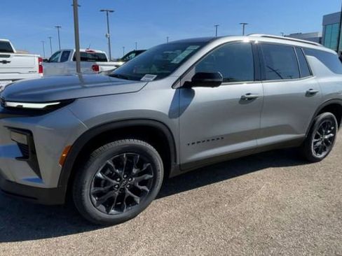 New 2026 Chevrolet Traverse LT w/ Midnight/Sport Edition AWD/4WD image 6