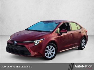 Used 2025 Toyota Corolla LE video 1
