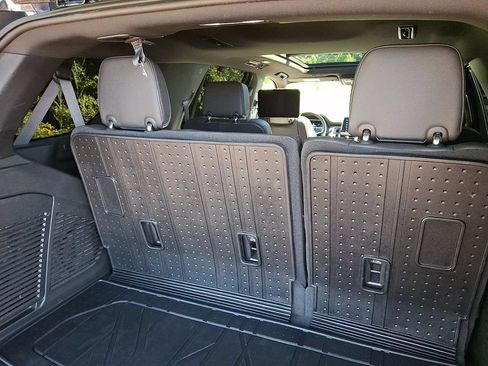 Certified 2023 Chevrolet Tahoe Premier w/ Premium Package 2 AWD/4WD image 31