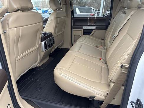 Used 2019 Ford F150 Lariat w/ Trailer Tow Package image 20