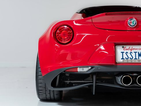 Used 2018 Alfa Romeo 4C Spider image 28