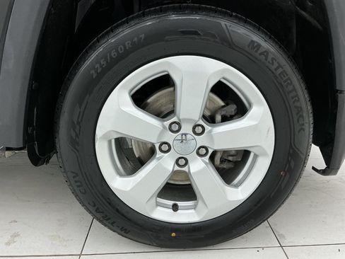 Used 2019 Jeep Compass Latitude w/ Cold Weather Group AWD/4WD image 42