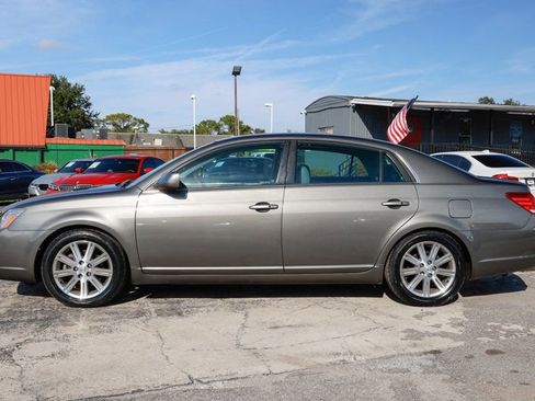 Used 2005 Toyota Avalon Limited image 4