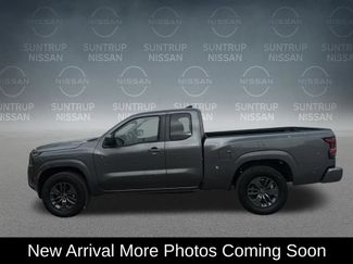 Used 2025 Nissan Frontier SV video 2