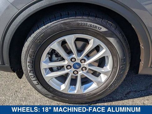 Certified 2022 Ford Escape SEL image 9