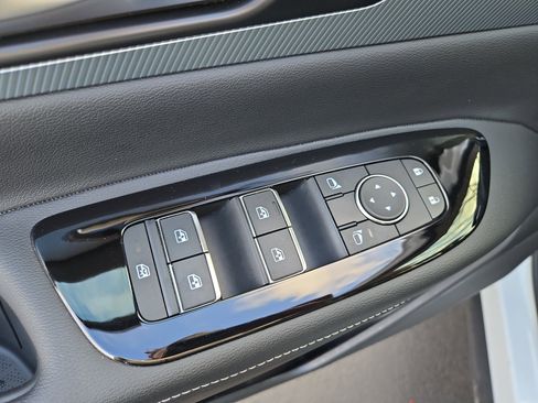 Certified 2025 Nissan Murano SL image 16