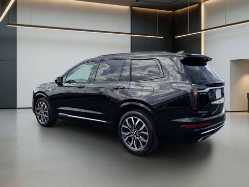 Used 2025 Cadillac XT6 Sport w/ Platinum Package AWD/4WD image 4