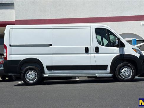 Used 2025 RAM ProMaster 2500 w/ U-Haul Equipment Group FWD image 3