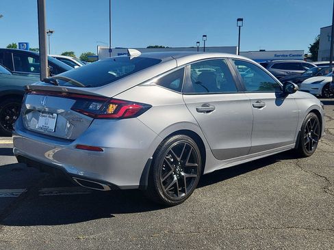 Used 2023 Honda Civic Sport Touring image 6