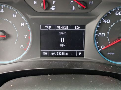 Used 2023 Chevrolet Traverse LS w/ Safety Package image 17