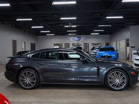 Used 2018 Porsche Panamera 4S AWD/4WD image 6