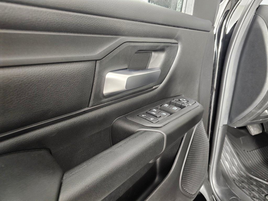 New 2026 RAM 1500 Warlock AWD/4WD image 22