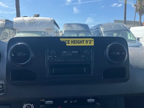 Used 2019 Mercedes-Benz Sprinter 144 image 18