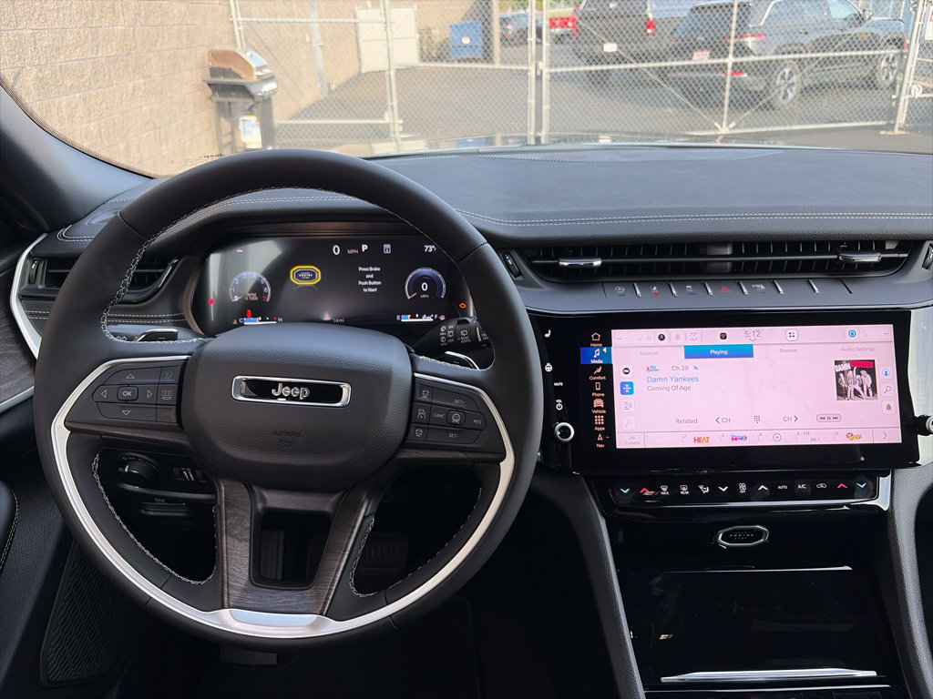 New 2027 Jeep Grand Cherokee L 4WD image 17