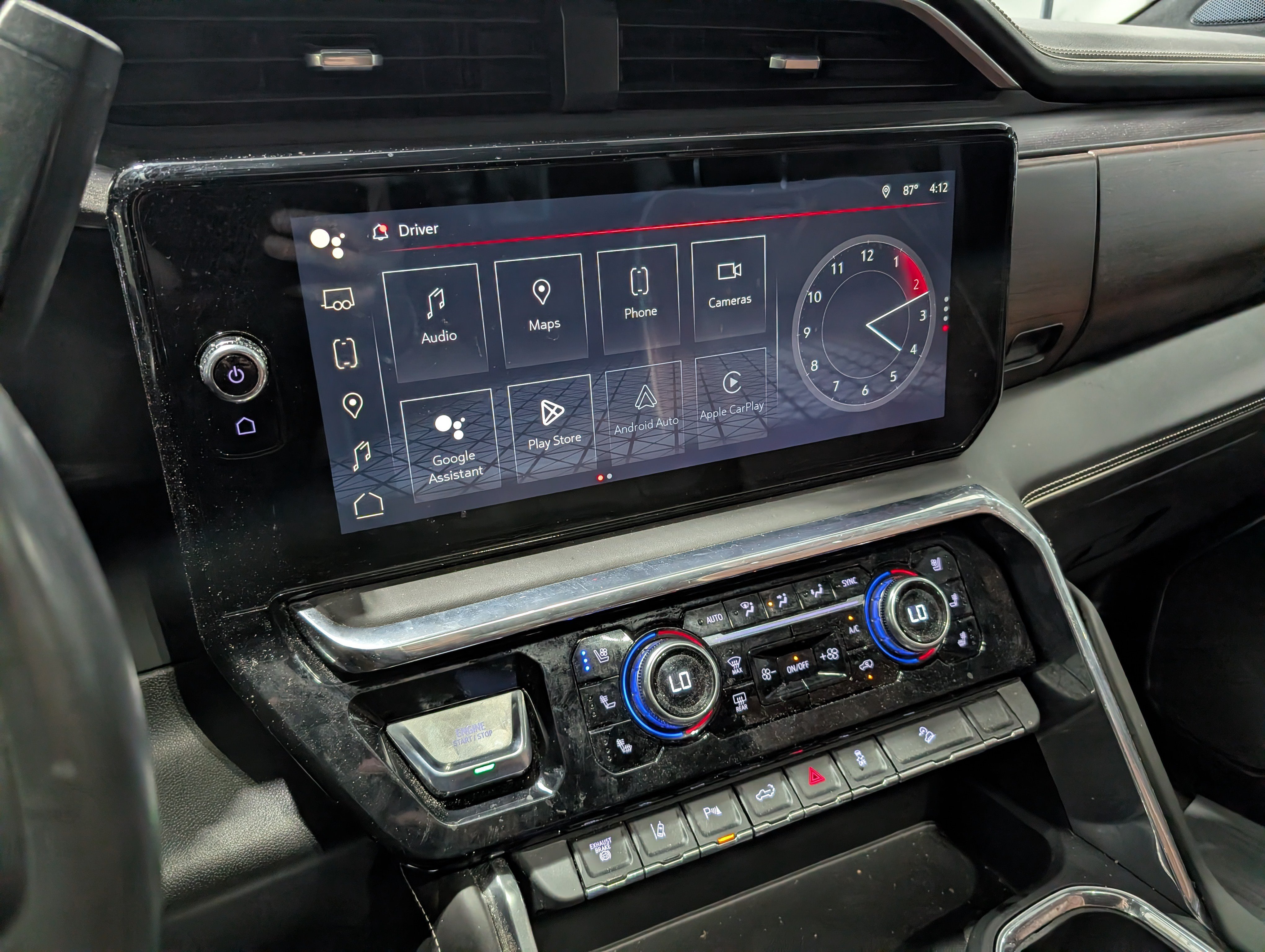 Used 2024 GMC Sierra 2500 Denali Ultimate AWD/4WD image 12