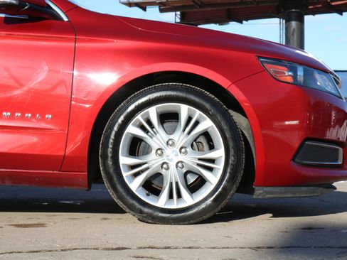 Used 2015 Chevrolet Impala LT w/ Convenience Package image 6