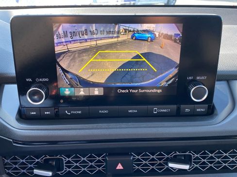 Used 2023 Honda Accord EX image 27