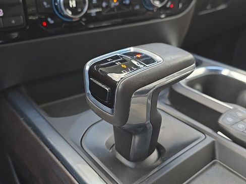 Used 2023 GMC Sierra 1500 SLT w/ SLT Convenience Package image 14